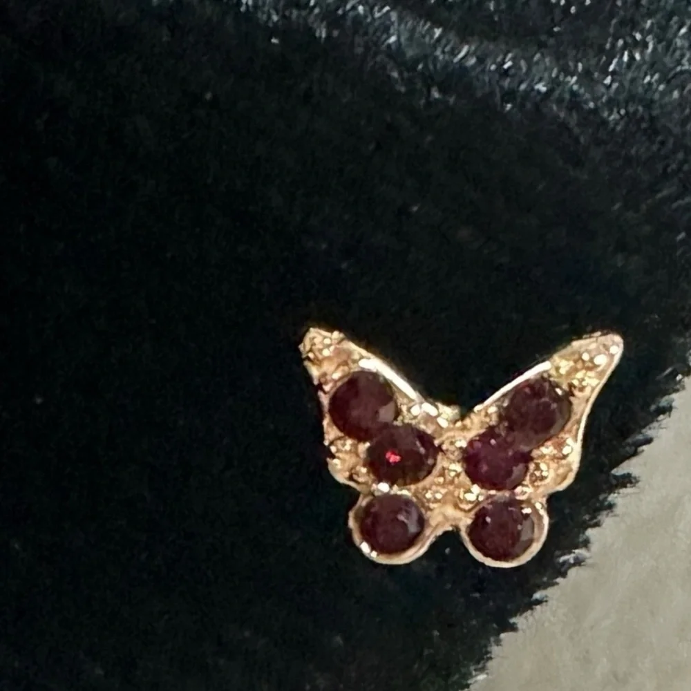 Free People Black Velvet Rosette Brooch with 5 Pairs of Stud Earrings Butterfly